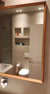 Specchio Cornice In Legno Noce Canaletto Per Bagno In Microcemento Specchi Bagno Bagno Legno Bagno