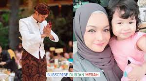 Sekitar majlis persandingan penyanyi dan cef selebriti, datuk fazley yaakob dan isteri datin azrene soraya abdul aziz. Jangan Buat Drama Bekas Isteri Raf Yaacob Tampil Buka Mulut Youtube
