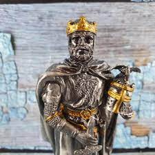 Check spelling or type a new query. Zinn Ritter Konig Arthur Mit Schwert Und Krone 10 Cm Herzomarkt