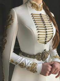Pin By Rubyxie On Gowns Favorites Fashion Fashion Outfits Clothes Design