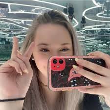 Lily Graham (@lily._.graham) • Threads, Say more