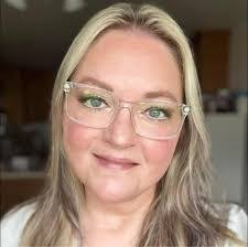 Nicole Peddicord's Instagram, Twitter & Facebook