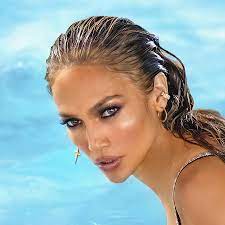 Jennifer lopez must be trying to set the internet on fire, because the new promotional photo for her new single in the morning is seriously steamy. 6rdabphso0yjdm