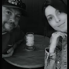 Where is this mound lol ? Drove past the hotel and saw signs for sheep and  cows ! Not bad view from the Kirkliston side