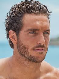 Making more volume for curly hair not only help your hair to look thicker but also be a useful way to cover shortcomings of the round face. 60 Special Haircuts For Men With Round Faces 2021 Gallery Hairmanz