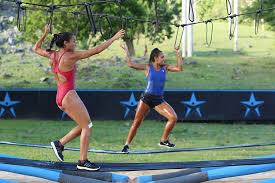 En el programa 33, se integran 3 nuevos atletas, kenia lechuga y gloria murillo al equipo de los famosos (sustituyendo a natalia valenzuela y a zoraida gómez), mientras que en el equipo de contendientes se integra óscar cano, (sustituyendo a manoly díaz). Exatlon Mx Kenia Vanessa Lechuga Alanis Le Da Punto A Los Famosos Alguien Quiere Postres Facebook