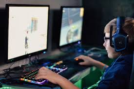 Pilota con pericia y dispara con puntería en nuestros juegos de aviones de guerra, que te domina tu nave espacial para combatir la invasión áerea de los extraterrestres en uno de nuestros juegos de naves y aviones más antiguos. La Guerra Del Streaming De Videjuegos En 2019 Mixer Y Facebook Gaming Se Disparan Y Fortnite Pierde La Primera Posicion