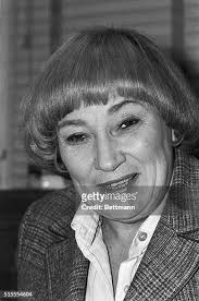 66 bilder, fotografier och illustrationer med Gonna Co