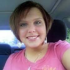 Elizabeth Butt's Instagram, Twitter & Facebook