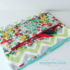 How To Sew A Notebook Cover With Zippered Pocket By Sewspire Diy Notebook Cover Custom Notebook Covers Fabric Book Covers