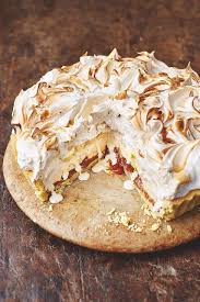 Jamie Oliver Banoffee Alaska Recipe Alternative To Christmas Pudding Recipe Desserts Baked Alaska Banoffee Pie