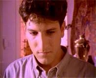 Kristenfilm: Bakenfor solen (1995)