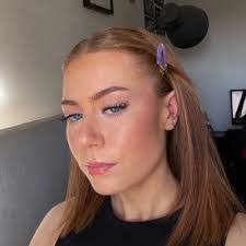 Paige Buckley's Instagram, Twitter & Facebook