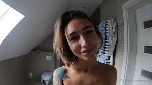 Watch online Owiaks aka Owiaks OnlyFans - What a sleepy face) on X-video