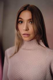 Shaun Amos's Instagram, Twitter & Facebook