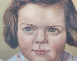 2 peintures vintage et en détresse d'un garçon et d'une fille, encadrées