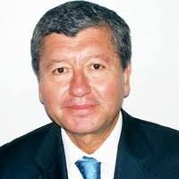 50+ perfiles de «Oscar Armando»