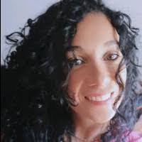 Beatriz Flores's Instagram, Twitter & Facebook