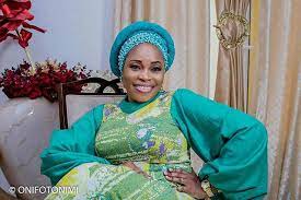 In an interview, tope said she actually wanted her daughter ayo to study medicine but. Tope Alabi Biography Age Education Net Worth