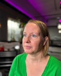 Elaina Wallace's Instagram, Twitter & Facebook