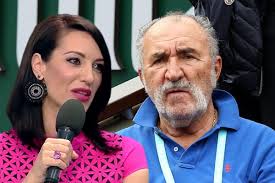 Andreea marin, imagini de colecție din vacanță. Si Miliardarii Se Lasa Ion Tiriac Parasit De Iubita Cu 37 De Ani Mai Tanara Stirea Zilei