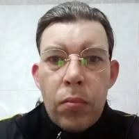 300+ perfiles de «Geist»