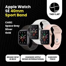 Maybe you would like to learn more about one of these? Apple Watch Se Silver Aluminum Case 40mm With White Sport Band Gps Terbaru Agustus 2021 Harga Murah Kualitas Terjamin Blibli