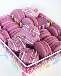 Pin By Estelle Grant On Macaroon Macaroons Macaron Decoration Macaron Cookies