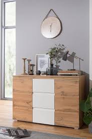 Die kommode romina verbindet geradliniges design mit viel stauraum! Newroom Kommode Nikita Sideboard Honig Eiche Weiss Modern Landhaus Skandinavisches Design Wohnzimmer Schlafzimmer Flur Esszimmer Online Kaufen Otto
