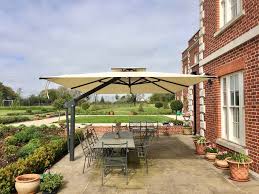 Garden parasols are great to use to block out the sunlight in the heat of the day, so you can remain sitting in the garden out of the harsh sunrays and light. Large Garden Parasol Wind Guidance Poggesi Uk