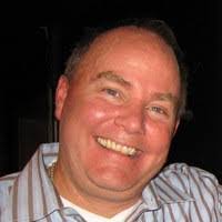 Tom Steinhagen's Instagram, Twitter & Facebook