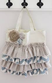 15 Diy Purses Totes The Crafted Sparrow Canta Dikis Egitimleri Cantalar