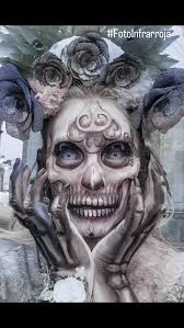 Catrinas en @mutem_garibaldi 🥰 @catrinasregionales de @esmeraldacortes7108  📸 agente_tony 🎨 @zazilnezzu 💃 @ericka_diazrye #artecorporal  #artemexicano🇲🇽 #catrinas #catrineza #diademuertosmx #catrina  #catrinamexicana #maquilljeartistico #maquillaje ...