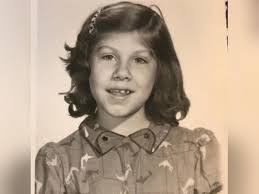 Stacy Mantz's Instagram, Twitter & Facebook