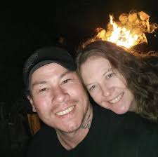 Shallow oil pan for Jeep rock climbing