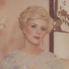 Tami Barber's Instagram, Twitter & Facebook