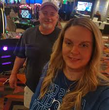 Best shoes for boat ride Hornblower and Journey behind the falls? Thanks 🙏