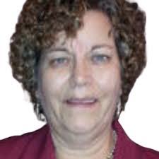 Danna Kirk's Instagram, Twitter & Facebook