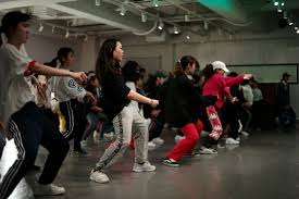 Can't forget about mc hammer. Reina Dancing The Dream