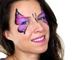 Deshalb heißen schmetterlinge und ihre nahen verwandten auch schuppenflügler. Schmetterling Schminken Frau Einfach Makeup Fasching Carnival Schmetterling Schminken Anleitung Schminken Kein Gesicht