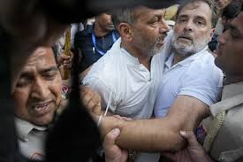 Delhi protest: Rahul, Priyanka, Akhilesh detained, forcibly