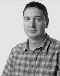 Dyson vs Henry: Which is better?