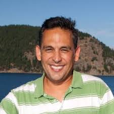 Dan Lovell's Instagram, Twitter & Facebook