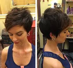 Dernières coupes de cheveux courts bob pour les femmes. 15 Meilleures Idees Sur Coupes Courtes Brunes Coupe De Cheveux Courte Coiffure Courte Cheveux Courts