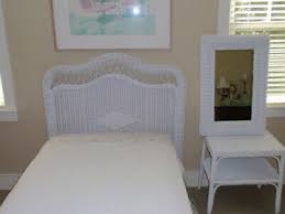 White wash pavilion wicker bedroom collection. Vintage Henry Link White Wicker Knobs And Screws Lexington Drawer Pulls 10 99 Picclick