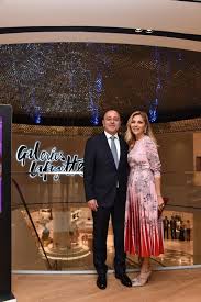 Ancak genetik taramamız yapılarak koronavirüste ölüme yol açan asıl neden ortaya çıkarılmalı. Sabanci Cifti Corona Viruse Yakalandi Samdan