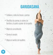 Realizar La Postura Garudasana Te Ayudara A Activar La Energia Del Cuerpo Y A Despejar La Mente Ademas Dolor De Pantorrillas Dolor De Espalda Dolor De Ciatica