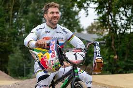 Explore tweets of twan van gendt # @twanvangendt on twitter. Twan Van Gendt Bouwde Zijn Eigen Replica Van De Olympische Bmx Baan Een Jongensdroom Alles Komt Samen Andere Sporten Ad Nl