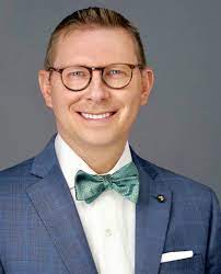 En un país profundamente polarizado que atraviesa por una crisis extrema de salud, una de las pocas. Nicholas Tyszka Handler Thayer Llp
