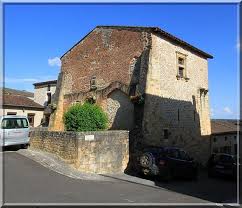Epingle Sur Chateau Fort Aquitaine